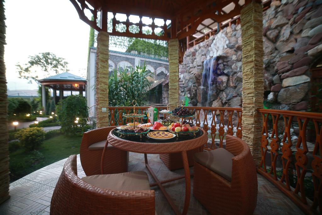 Lotte Palace Dushanbe Luaran gambar